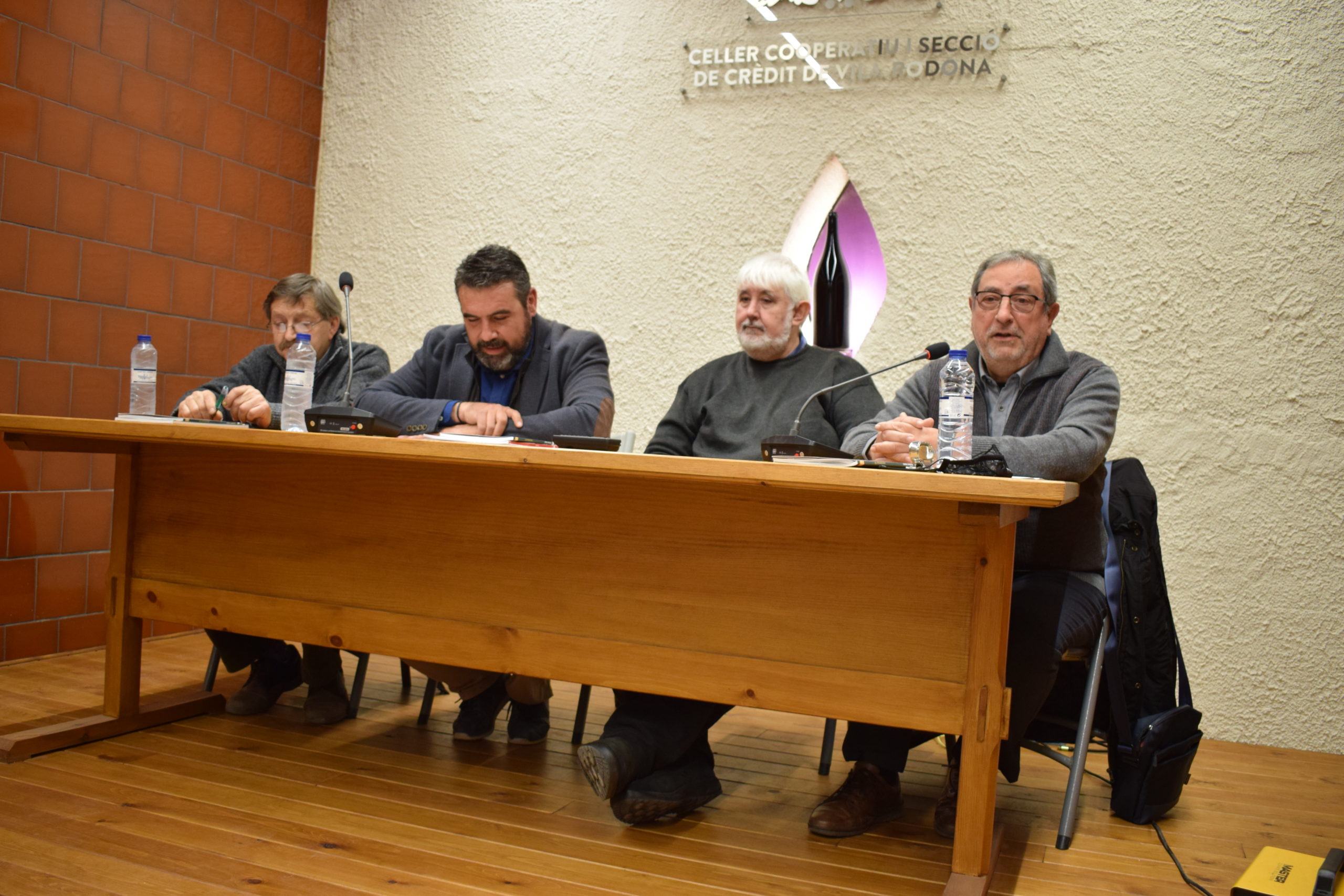 Presentació de la biografia del cooperativista Pau Robert a Vila-rodona